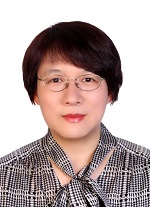 何佳佳照片.jpg