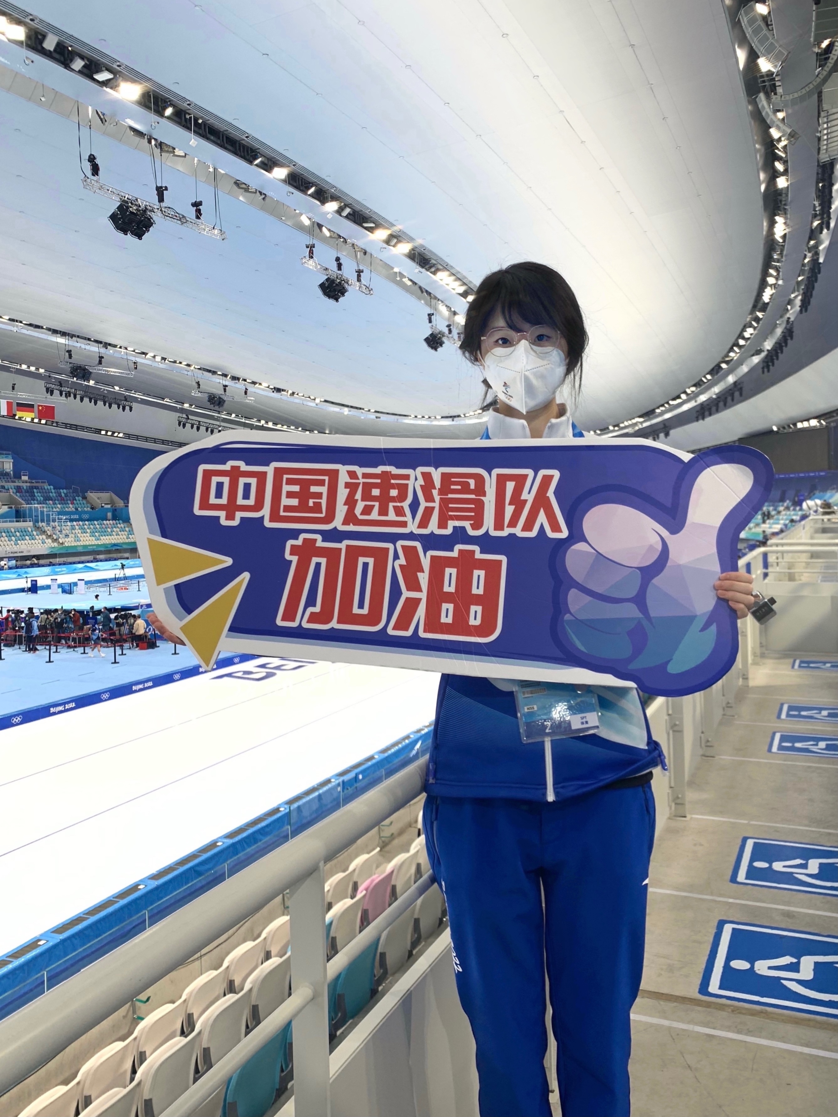 兰舒泓个人照.jpg
